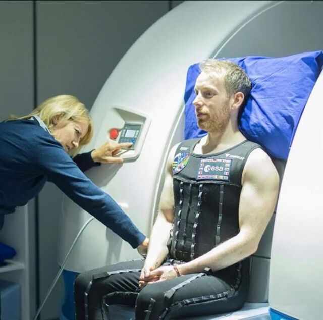 MROPEN EVO FOR RESEARCH STUDIES

With its greatest versatility, MROpen Evo enables special MRI studies and clinical research programs: the completely open wide gantry and the possibility to scan the patient in unusual and weight bearing position and see the response of the human body to intense biomechanical stress, are two of the aspects which have convinced some Centres of Excellence and Universities worldwide to adopt the MROpen scanner.
.
.
.
#MRI #MROpenEVO #openMRI #research #MgB2